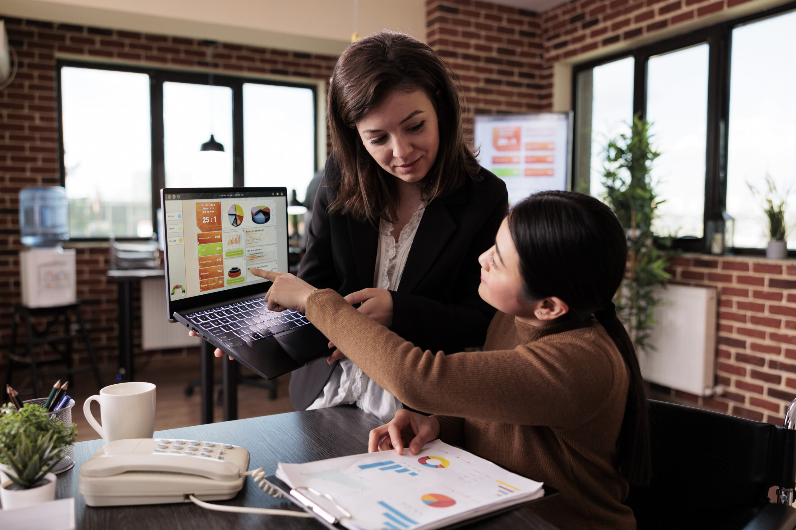 A marketing newbie with a senior mentor